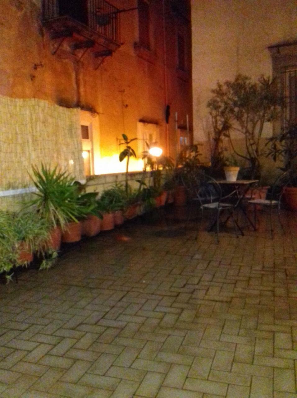 那不勒斯La Terrazza Di Dante住宿加早餐旅馆 外观 照片